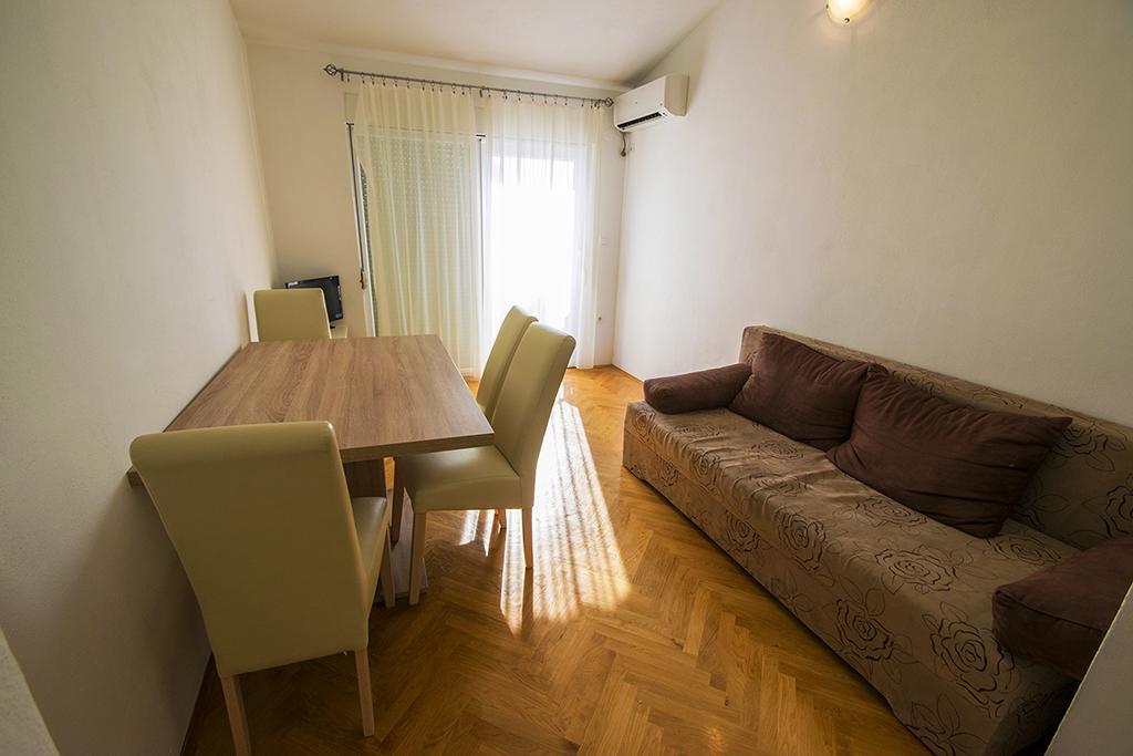 Apartmani I Sobe Grga Starigrad Paklenica Eksteriør bilde